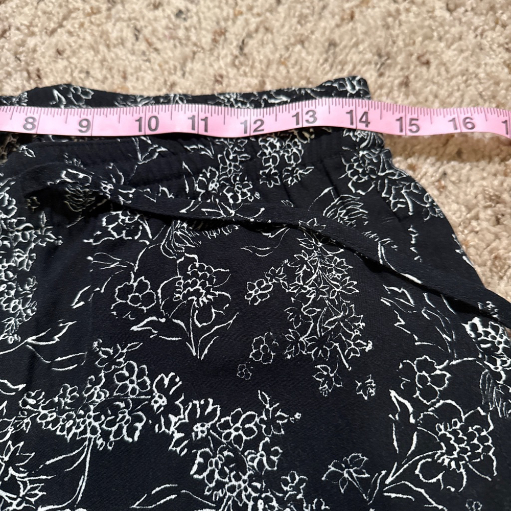 Women's J.Jill Wide Leg Pants XS Black White Floral - Picture 3 of 7
